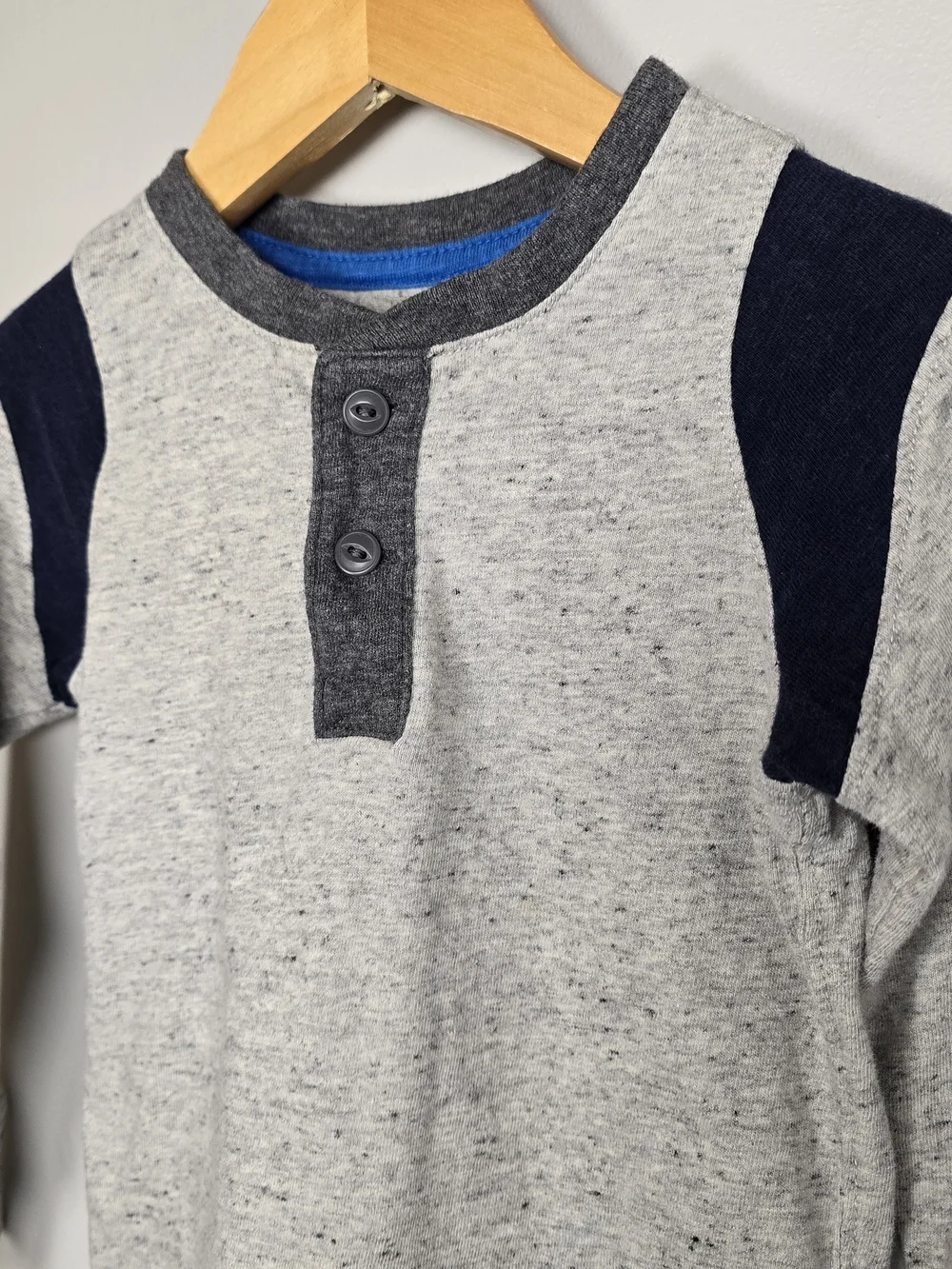 GAP Heather Gray Long-Sleeve Henley with Navy Shoulder Panels